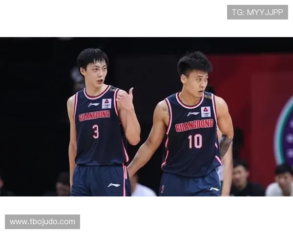 广东赛前变杜锋缺席胡明轩休战